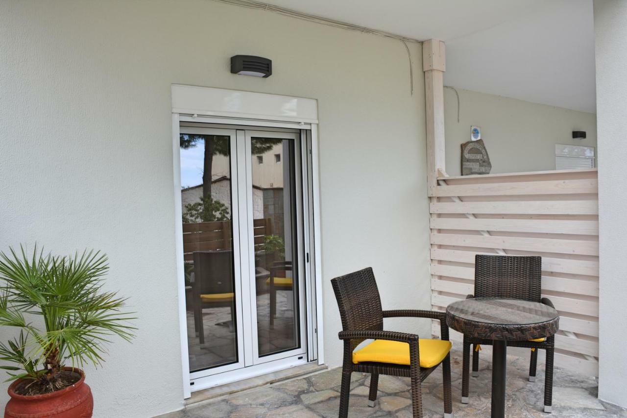 Mokos Rooms Perdika  Exterior foto
